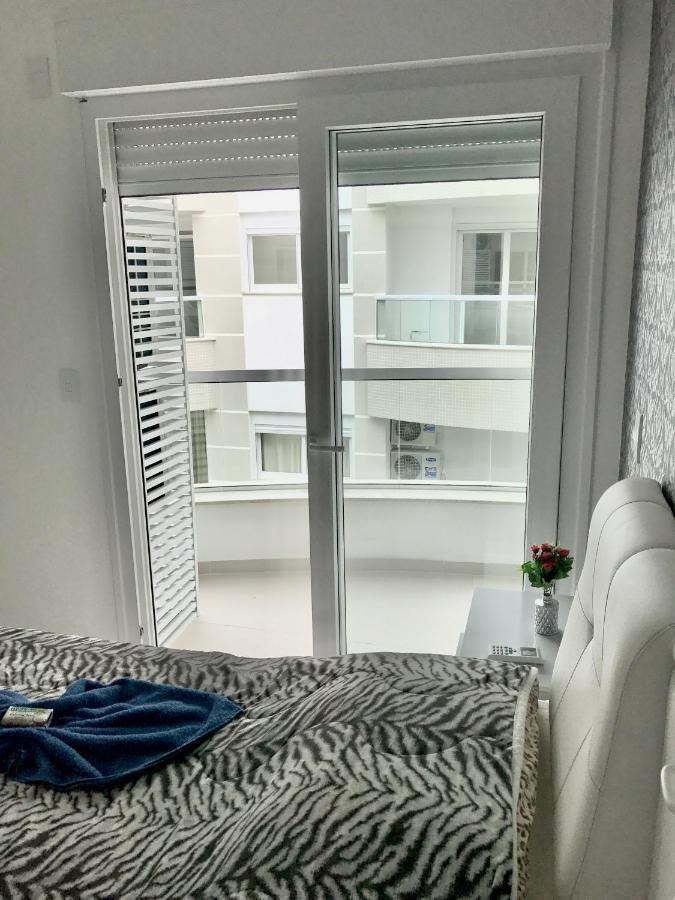 Apartamento Maravilhoso Em Florianopolis Na Praia Dos Ingleses Com Piscina Apartment Bagian luar foto