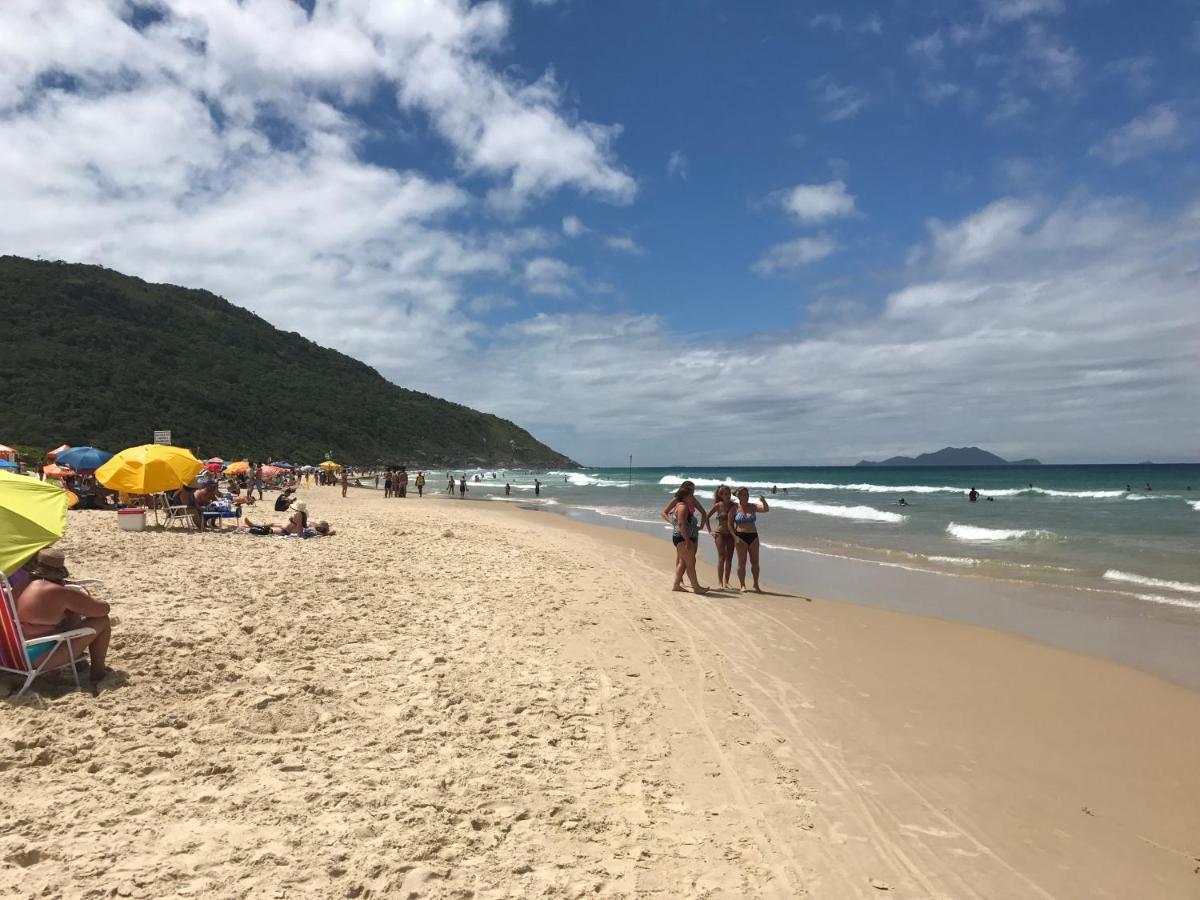 Apartamento Maravilhoso Em Florianopolis Na Praia Dos Ingleses Com Piscina Apartment Bagian luar foto